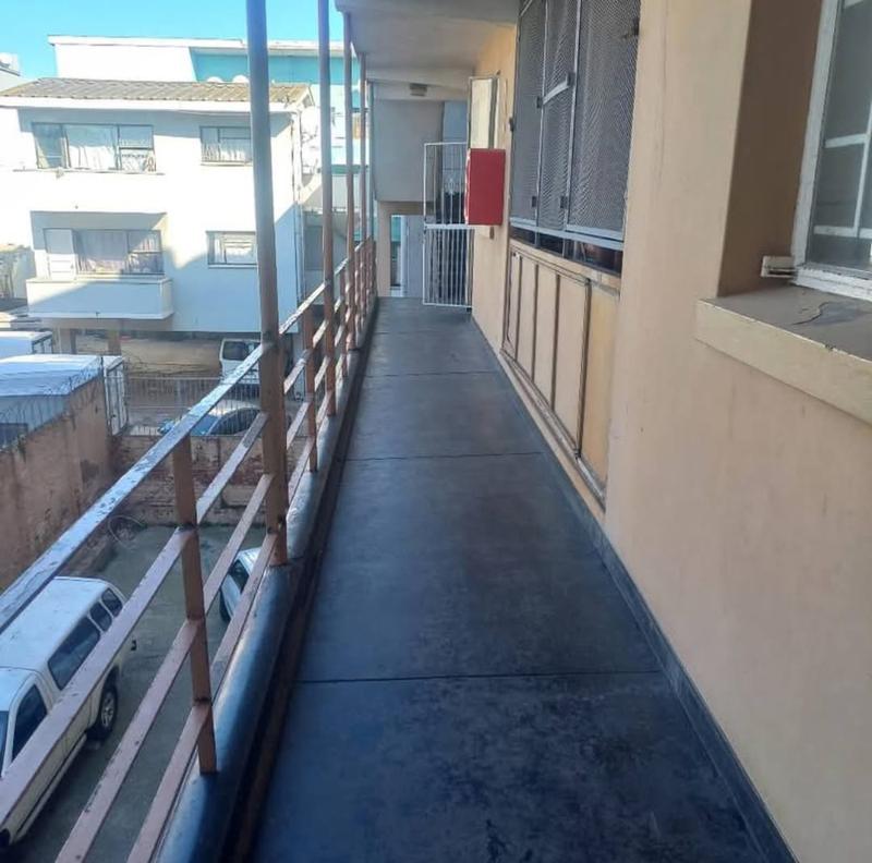 1 Bedroom Property for Sale in Port Elizabeth Central Eastern Cape